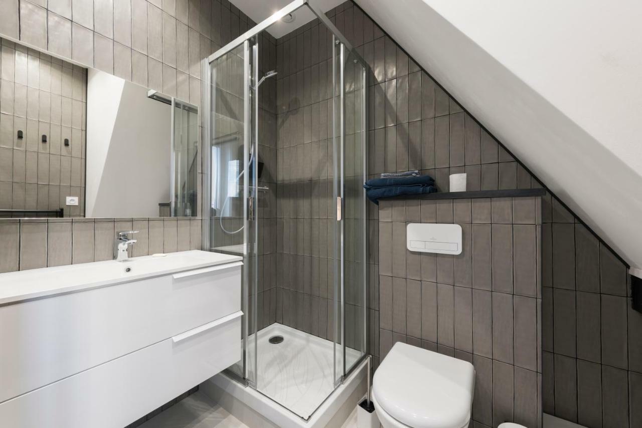F2 Chambre En Duplex Saint-Raphaël Esterno foto